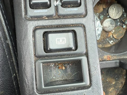 2000-2002 Infiniti I30 I35 Nissan Maxima Sunroof Switch Assembly OEM 25450-2Y900