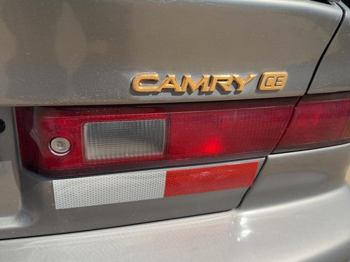 1997-2001 Toyota Camry Passenger Right Inner Tail Light Assembly OEM 81670AA020
