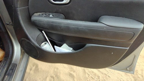 2014-2019 Kia Soul Passenger Right Front Door Trim Panel With Switches Black Eq