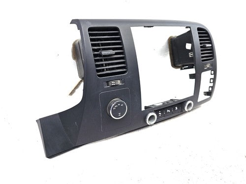 2008 Silverado 1500 Center Dash Radio Trim Bezel With Vents Oem 15092584