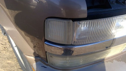 95-05 Chevy Astro Passenger Right Front Turn Signal Light Lamp Fender Mounted