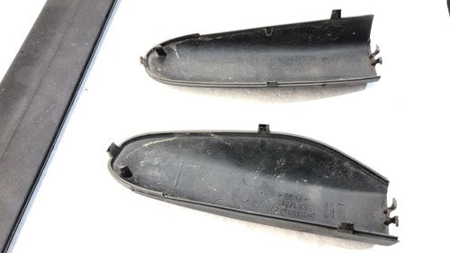 2008 Chevy Trail Blazer Luggage Rack Cross Bars Only Oem Roof With End Caps