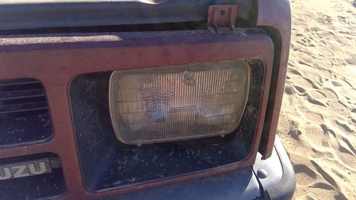 1981-1987 Isuzu Pup Pickup Driver Left Head Light Oem Front Lamp With Bracket