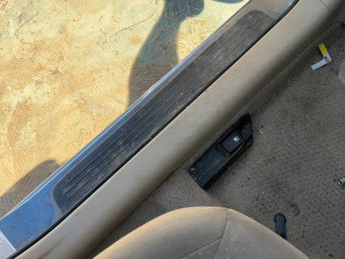 2005 Toyota Prius Driver Left Lower Sill Step Moulding Trim Panel Oem Tan 08
