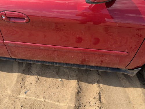 2000-2007 Ford Taurus Passenger Right Front Moulding From Door Oem Primed Red