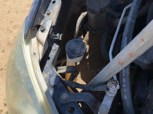03-08 Matrix Xr Windshield Washer Fluid Reservoir With Pump Oem Wiper Tank