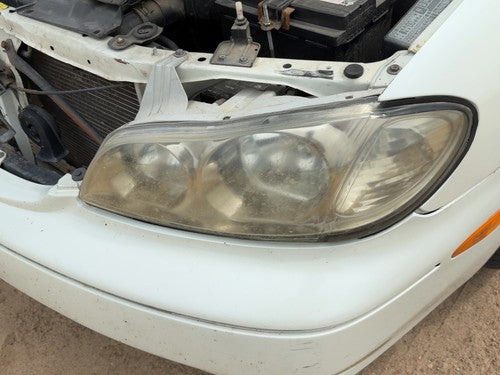 2000-2001 Infiniti I30 Driver Left Head Light Oem Front Lamp Halogen 260603Y325