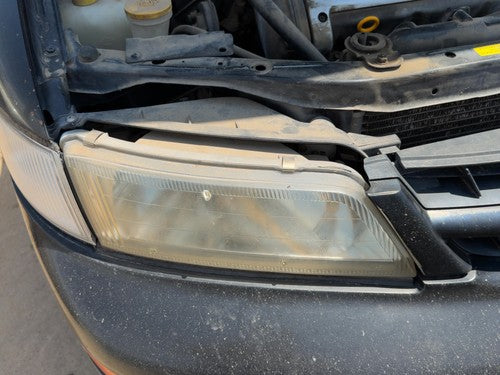 1997-1999 Nissan Maxima Passenger Right Head Light Oem Front Lamp 260100L725