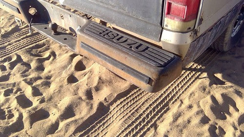 1981-1987 Isuzu Pup Pickup Rear Back Step Bumper With Brackets Oem 2900036000