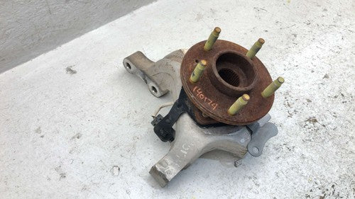 01-16 Chevy Impala Passenger Right Front Spindle Steering Knuckle With Wheel Hub
