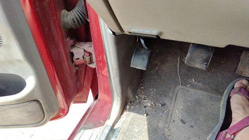1999-2001 Mazda B2500 Driver Left Lower Kick Trim Panel Oem Gray V2
