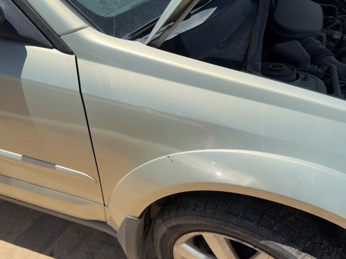 2005-2007 Subaru Legacy Outback Passenger Right Front Fender Oem Gold 9J