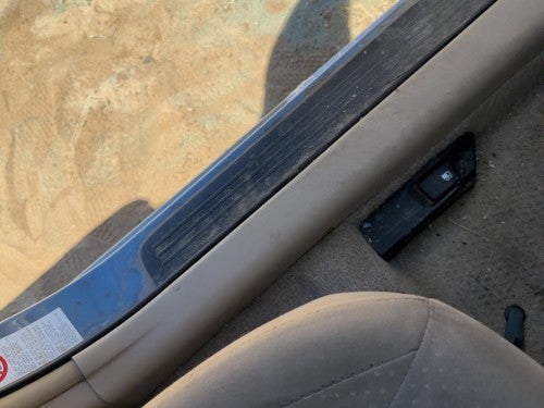 2005 Toyota Prius Driver Left Lower Sill Step Moulding Trim Panel Oem Tan 08