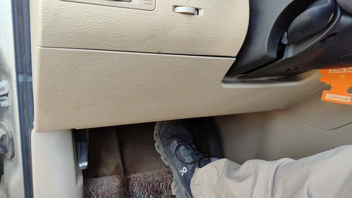 07-08 Grand Vitara Xl-7 Lower Dash Under Column Knee Bolster Trim Panel Oem Tan