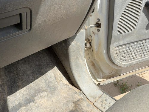1999-2007 Ford F350 Passenger Right Lower Kick Trim Panel Oem Gray