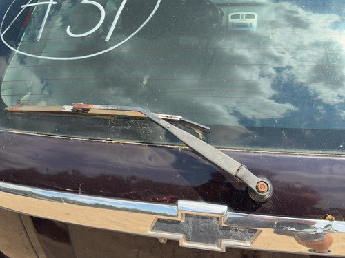 05-06 Chevy Equinox Back Glass Wiper Arm Oem Rear Window Blade Liftgate Hatch