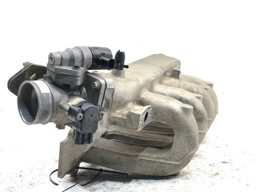 1997-2000 Ford Escort Upper Intake Manifold Assembly Plenum 2.0L Throttle Valve