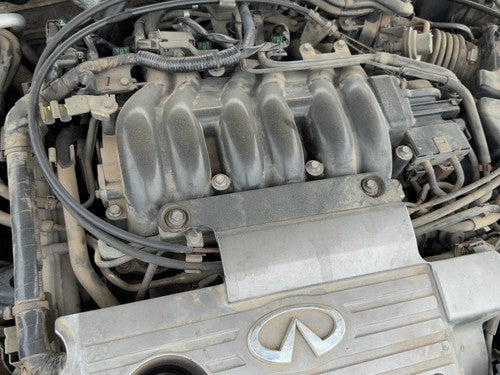2000-2001 Infiniti I30 Complete Fuel Rail With Injectors Set Loaded Oem 3.0L