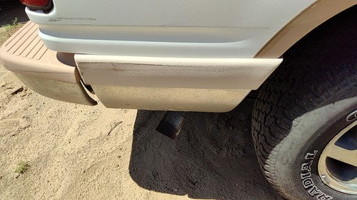 1991-1994 Ford Explorer Passenger Right Rear Moulding On Quarter Panel Oem White