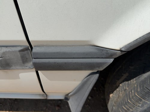 1988-1989 Honda Accord LX Sedan Passenger Right Front Fender Trim Molding OEM