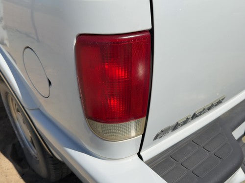 1995-2005 Chevy S10 Blazer Driver Left Tail Light Brake Lamp Oem Rear 19179358