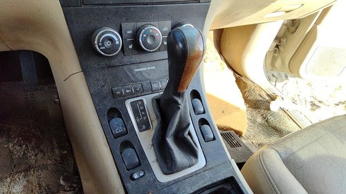 07-09 Grand Vitara Xl-7 Floor Shifter Lever Assembly Automatic Transmission Tan