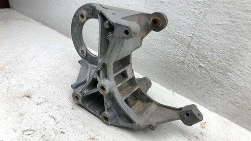 2004 Ford Taurus 3.0L Ohv Power Steering Mount Bracket Oem Brace F8De-3D691-Aa