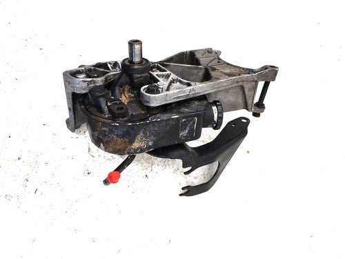 1995-1998 Chevy Silverado 1500 Power Steering Pump With Mount Bracket Oem 5.7L