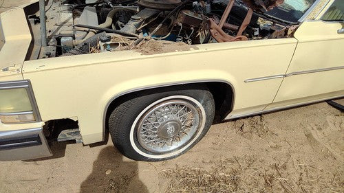 1980-1984 Cadillac Deville Driver Left Front Fender Oem 12396710