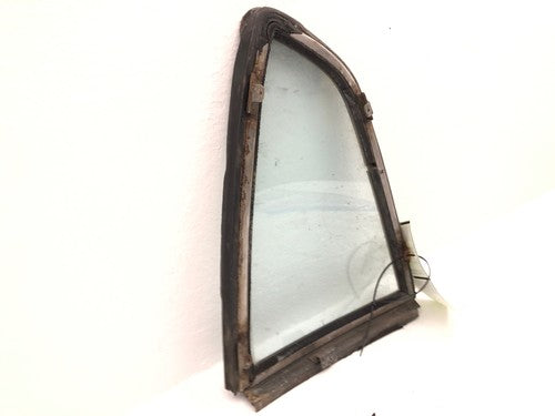 1970-1973 Nissan Datsun 240Z Passenger Right Rear Quarter Glass Back Side Window