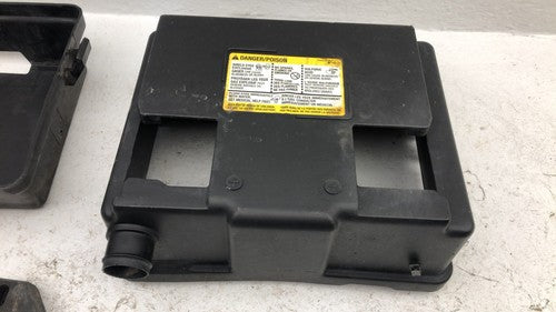 2004-2012 Gmc Canyon Complete Battery Box Mount Tray With Hold Down Oem 3.7L
