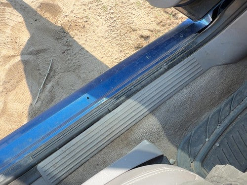 2002-2006 Saturn Vue Redline Driver Left Lower Kick Trim Panel Oem Gray 17D