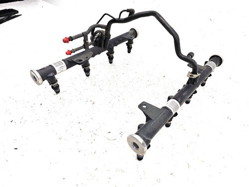 2001-2007 Silverado 1500 Complete Fuel Rail With Injectors Set Loaded Oem 5.3L