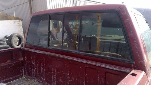 1988-2000 Gmc Sierra 2500 Sliding Back Glass Rear Window Oem 12340485