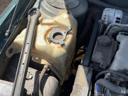 1999 Chevy Lumina Coolant Reservoir Radiator Overflow Tank Bottle Oem 3.1L