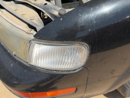 97-99 Nissan Maxima Driver Left Front Turn Signal Light Lamp Oem Fender Mounted