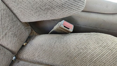 96-00 Silverado 2500 Passenger Right Front Seat Belt Buckle Receiver Oem Tan 52D