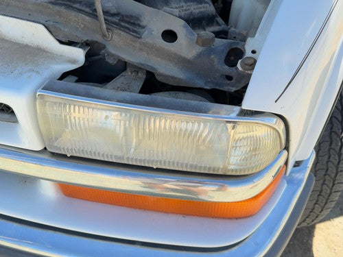 1998-2005 Chevy S10 Blazer Driver Left Head Light Oem Front Lamp 16526217