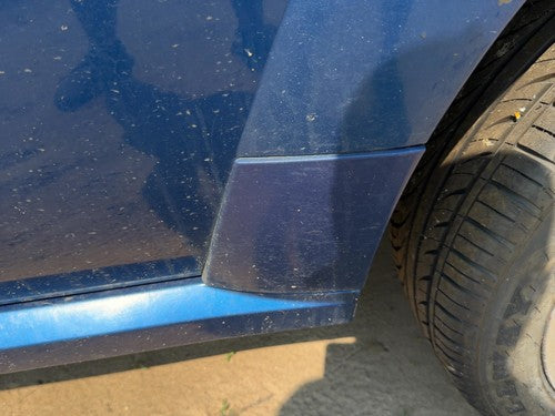 04-05 Vue Redline Driver Left Rear Moulding From Door Oem Back Pacific Blue 91U