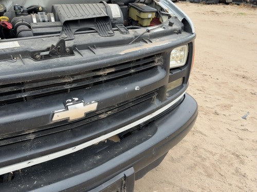 1996-2002 Chevy Express Van 2500 Front Grille Assembly Oem 15037241