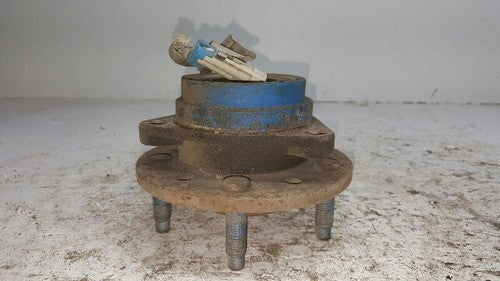 1999-2005 Pontiac Grand Am Wheel Hub Front With Abs 88957259