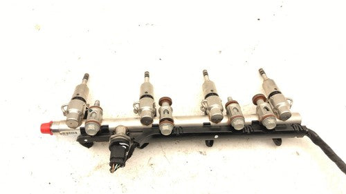2014-2020 Buick Regal Complete Fuel Rail With Injectors Set Loaded Oem 2.0L