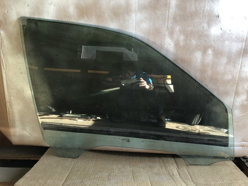 1998-2004 Cadillac Seville Passenger Right Front Side Window Door Glass Oem