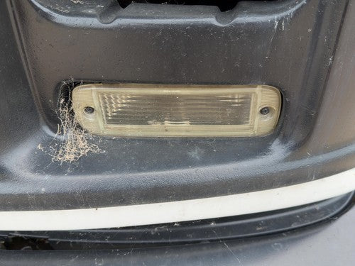 96-02 Express Van 2500 Driver Left Front Turn Signal Light Lamp Lower Mounted