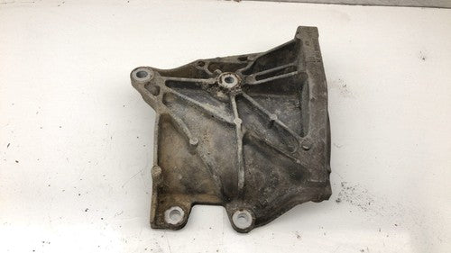 2006 Gmc Yukon Xl 1500 5.3L Ac Compressor Mount Bracket With Bolts 12554026