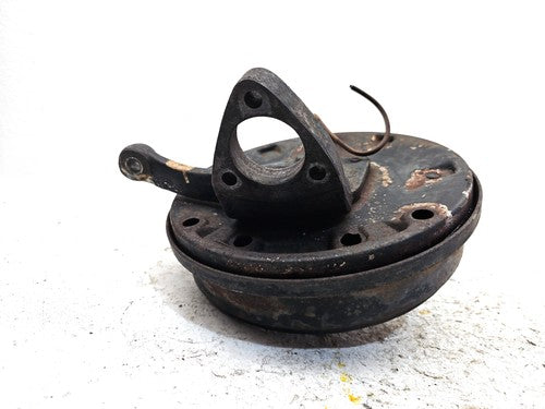 71-73 Super Beetle Passenger Right Front Spindle Steering Knuckle With Wheel Hub