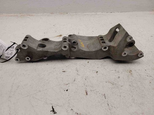 2001 Vw Beetle 1.8L Turbo Alternator Bracket Oem 06A903143p