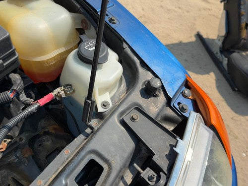 02-07 Vue Redline Windshield Washer Fluid Reservoir With Pump Oem Wiper Tank
