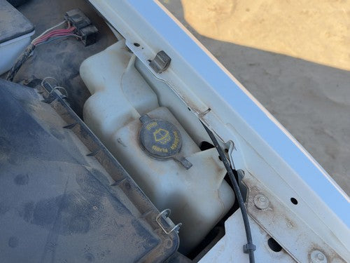 90-97 Town Car Windshield Washer Fluid Reservoir With Pump Oem Wiper Tank