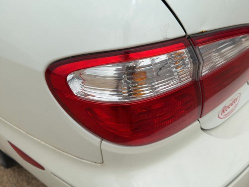 2000-2001 Infiniti I30 Driver Left Outer Tail Light Brake Lamp Oem Rear